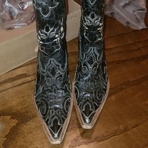 CORRAL WOMENS SNIP TOE BOOT